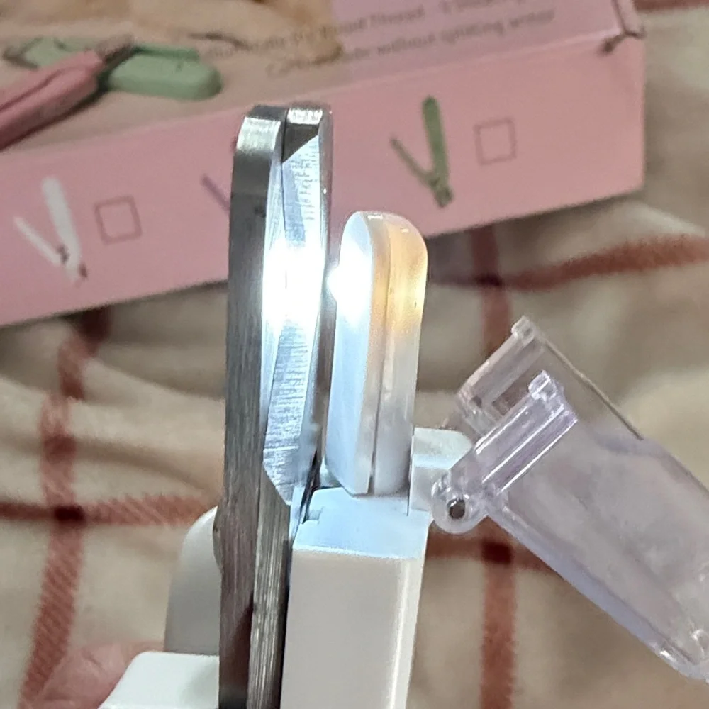 Source Unknown Pet Grooming Kit - Pink and Green Nail clipper and Grinder